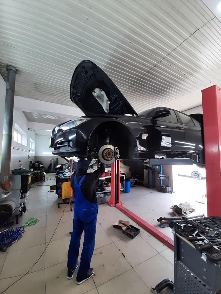 Капитальный ремонт двигателя BMW 318I в Анапе